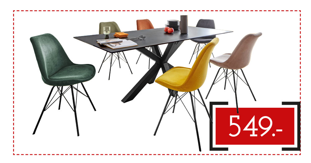 Esszimmer mit Metall schwarz lackiertem Esstisch und Stühlen in verschiedenen Farben
